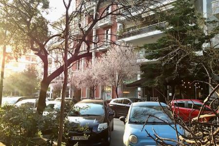 Blue City Center Boutique Apartment Thessaloníki Ngoại thất bức ảnh